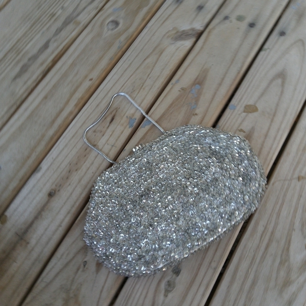 Women's Vintage Beaded Silver Purse Clutch Purse Sparkly Glam Regency